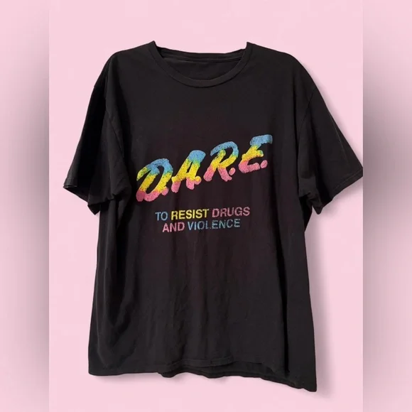 Vintage Style D.A.R.E. Rainbow Logo Graphic Tee Black Unisex - Picture 1 of 5